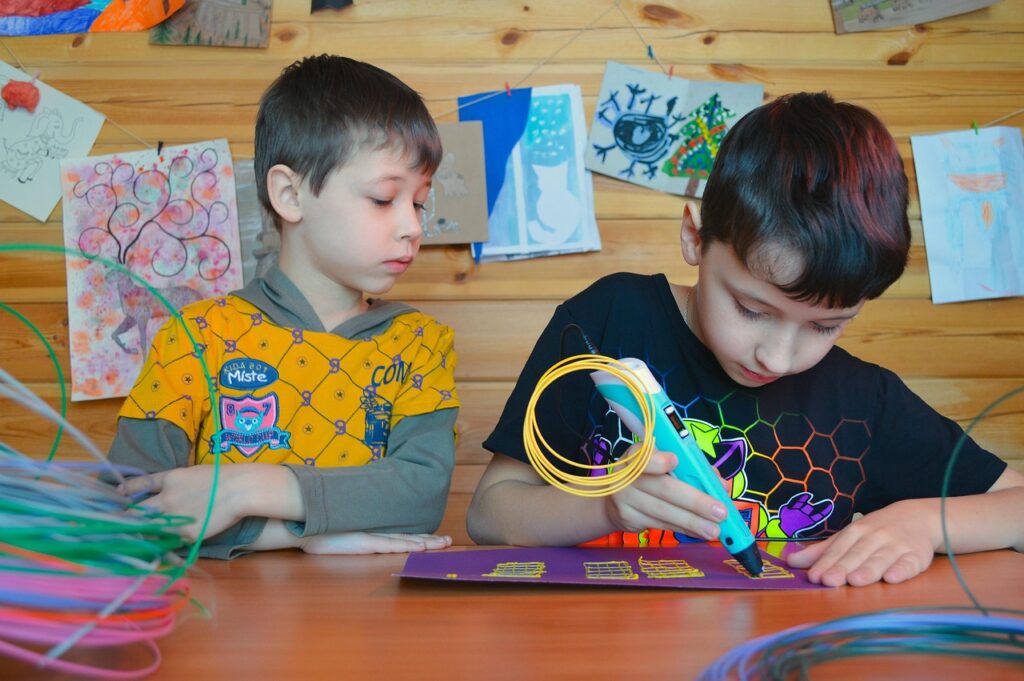 kids, hobby, creation, 3d pen, 3d pen for children, plastic, 3d, paint, build, childhood, boy, baby, class, make, crafts, three dimensional pen, three-dimensional objects, developing activities with children, 3d pen printing, 3d modeling, family, drawing volumetric objects, 3d visualization, 3d pen, 3d pen, 3d pen, 3d pen, 3d pen